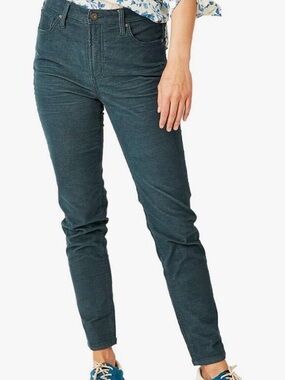 Carve Designs Skylar Skinny Corduroy Pant Teal Women’s size 8 Organic
